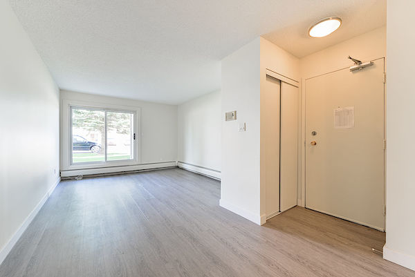 Edmonton 2 bedrooms Apartment for rent. Property photo: 288637-3