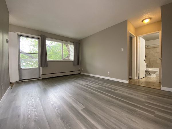 Edmonton bachelor bedrooms Apartment for rent. Property photo: 289263-3