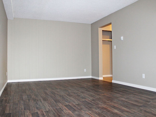 Edmonton bachelor bedrooms Apartment for rent. Property photo: 289283-2
