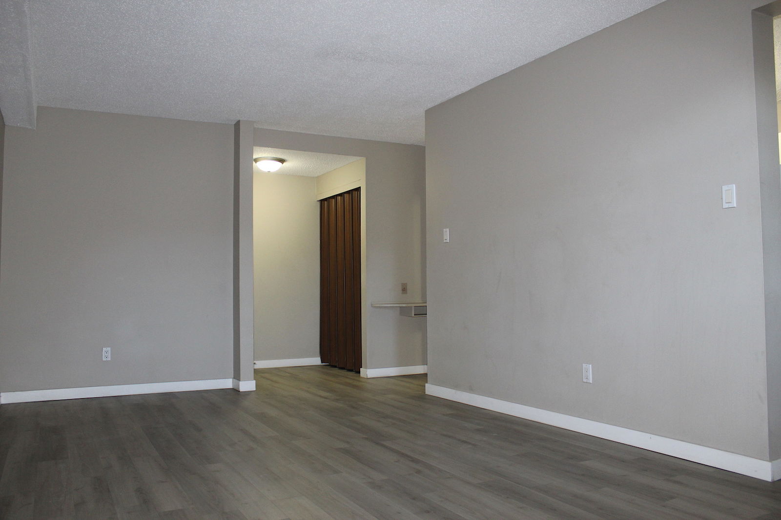 Edmonton 1 bedroom Apartment for rent. Property photo: 289310-1
