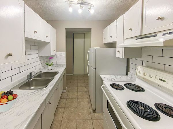 Edmonton 1 bedrooms Apartment for rent. Property photo: 289311-3