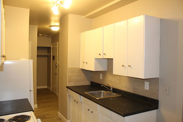 Edmonton 1 bedrooms Apartment for rent. Property photo: 289319-2