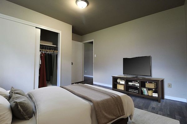 Edmonton bachelor bedrooms Apartment for rent. Property photo: 289335-3