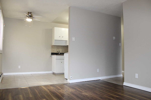 Edmonton bachelor bedrooms Apartment for rent. Property photo: 289340-3