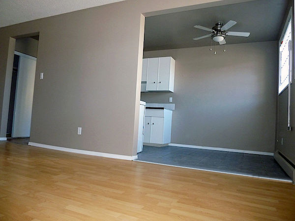 Edmonton bachelor bedrooms Apartment for rent. Property photo: 289349-2
