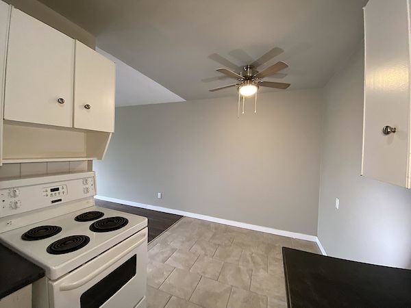 Edmonton 1 bedrooms Apartment for rent. Property photo: 289368-2