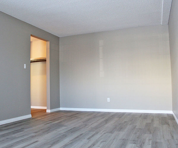 Edmonton bachelor bedrooms Apartment for rent. Property photo: 289372-3