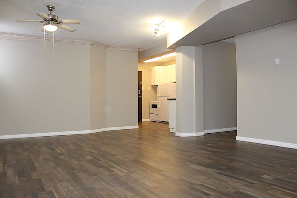 Edmonton bachelor bedrooms Apartment for rent. Property photo: 289380-2