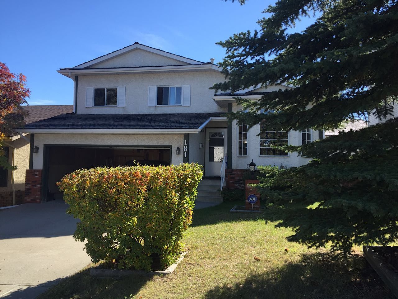 Calgary 3 bedrooms House for rent. Property photo: 289639-1