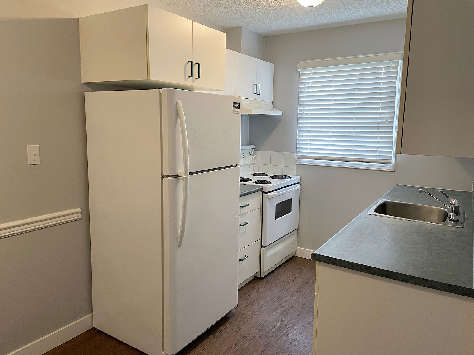 Fort McMurray 1 bedrooms Apartment for rent. Property photo: 290064-1