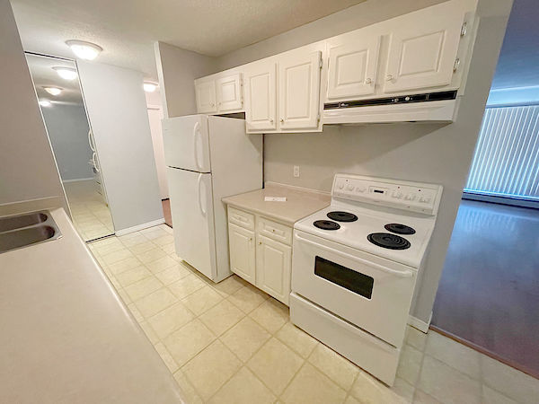 Fort McMurray 2 bedrooms Apartment for rent. Property photo: 290066-2