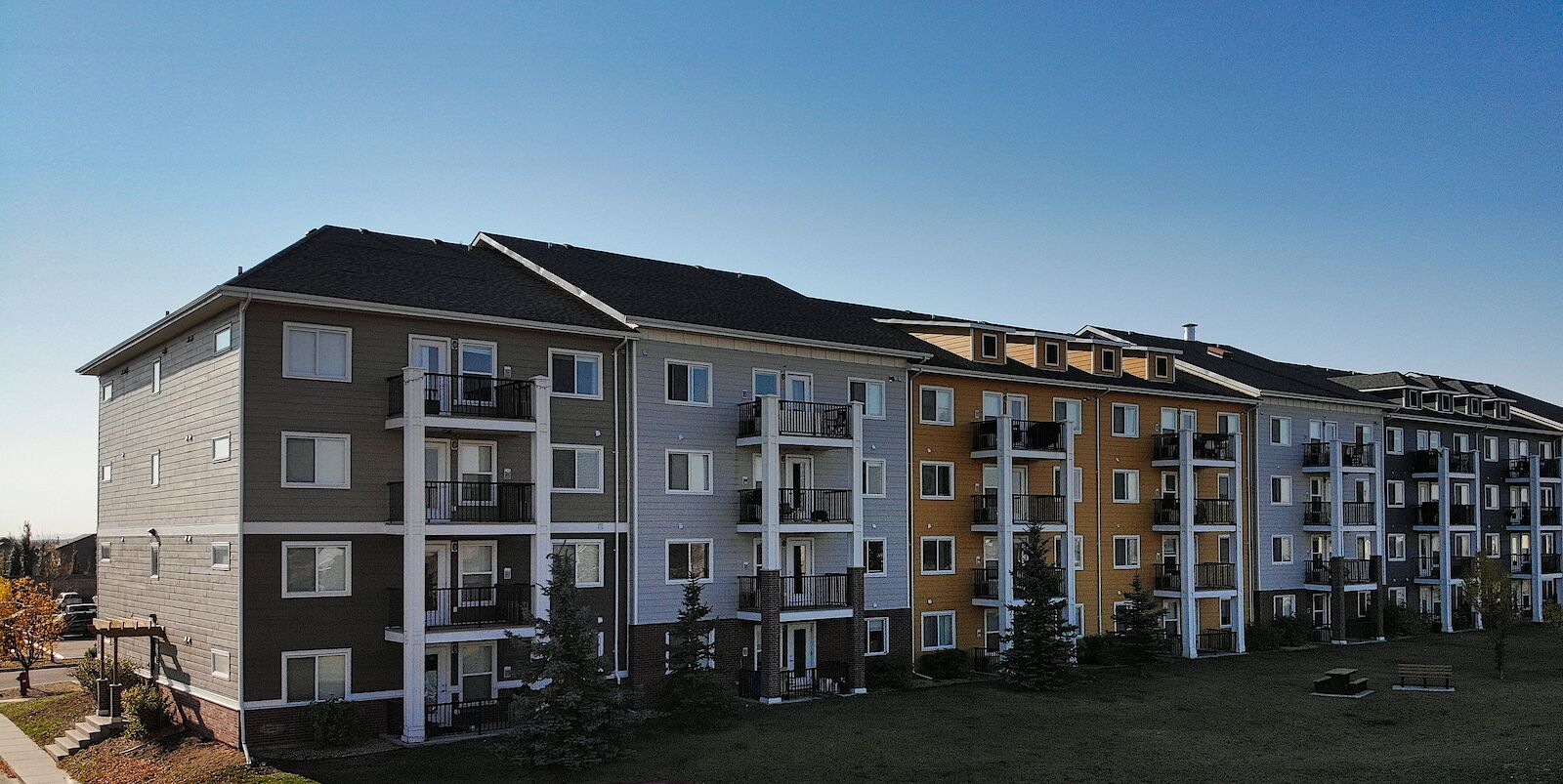 Grande Prairie 2 bedrooms Apartment for rent. Property photo: 291656-1