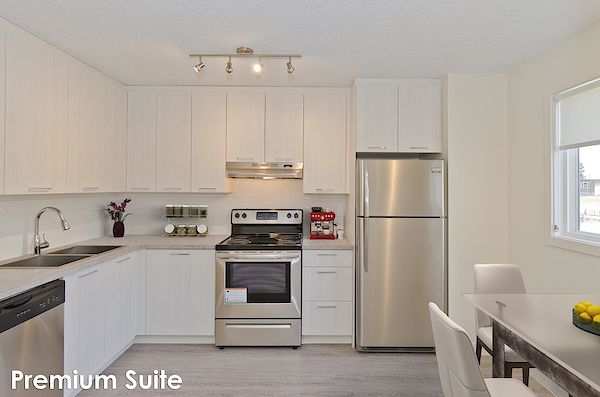 Calgary 2 bedrooms Townhouse for rent. Property photo: 29181-2