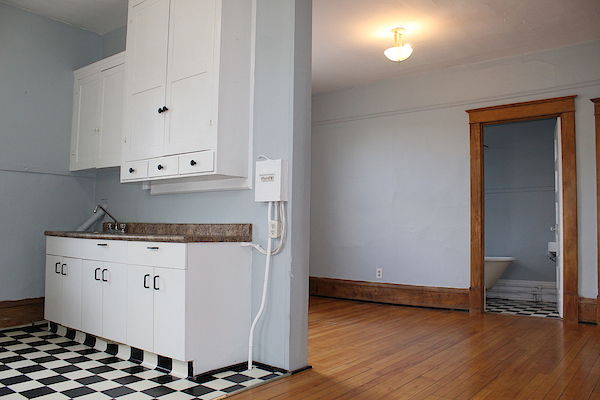 Saskatoon bachelor bedrooms Apartment for rent. Property photo: 294077-3