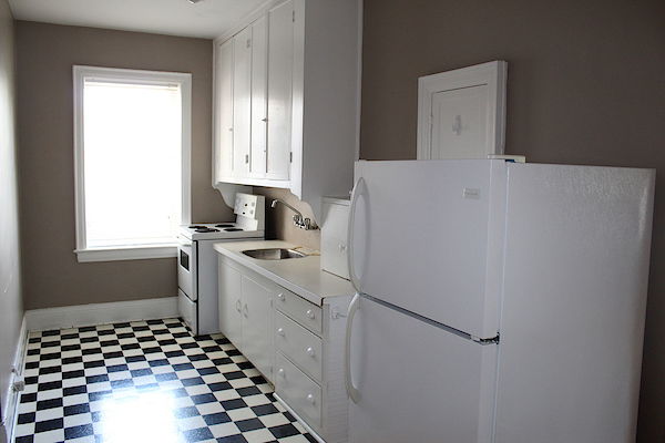 Saskatoon bachelor bedrooms Apartment for rent. Property photo: 294080-2