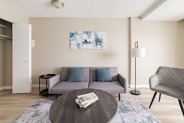 Edmonton bachelor bedrooms Apartment for rent. Property photo: 294096-2