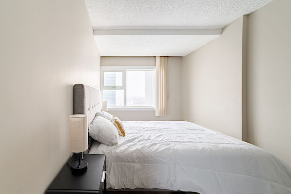 Edmonton bachelor bedrooms Apartment for rent. Property photo: 294096-3