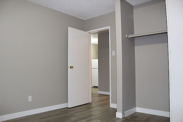 Saskatoon 1 bedrooms Apartment for rent. Property photo: 294100-3