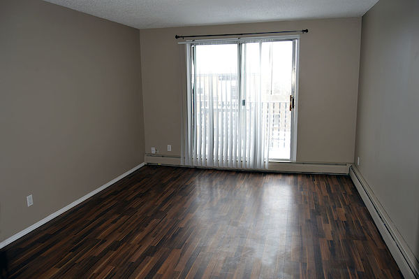 Saskatoon bachelor bedrooms Apartment for rent. Property photo: 294119-3