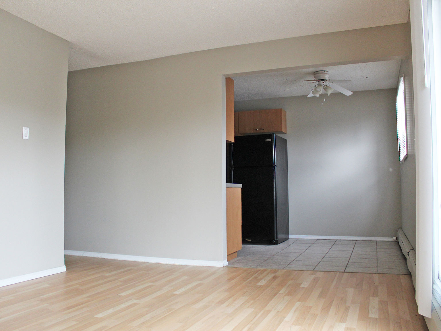 Saskatoon 1 bedrooms Apartment for rent. Property photo: 294121-1