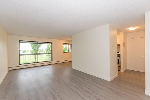 Edmonton 1 bedrooms Apartment for rent. Property photo: 294283-3