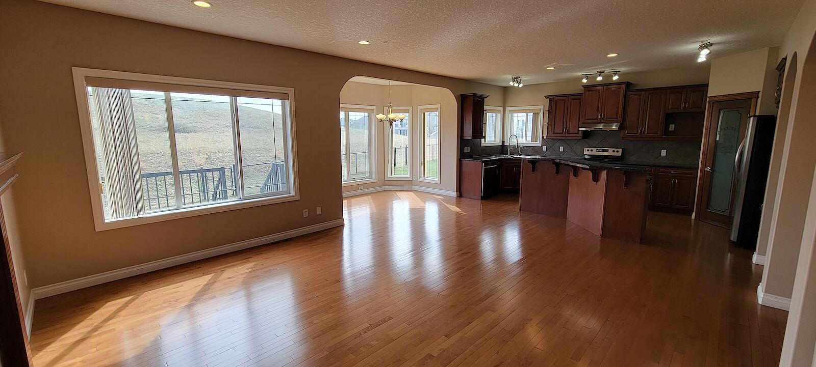 Calgary 3 + Den bedrooms House for rent. Property photo: 29678-1