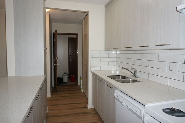 Calgary 1 bedroom Apartment for rent. Property photo: 299336-3