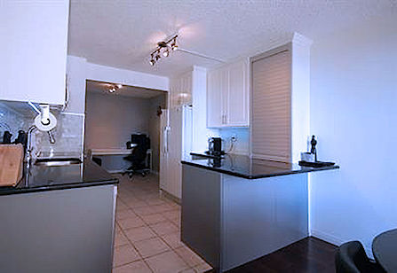 Edmonton 2 bedrooms Condo for rent. Property photo: 300623-2
