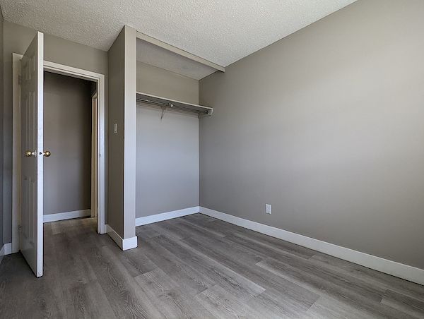 Saskatoon 1 bedrooms Apartment for rent. Property photo: 301201-3