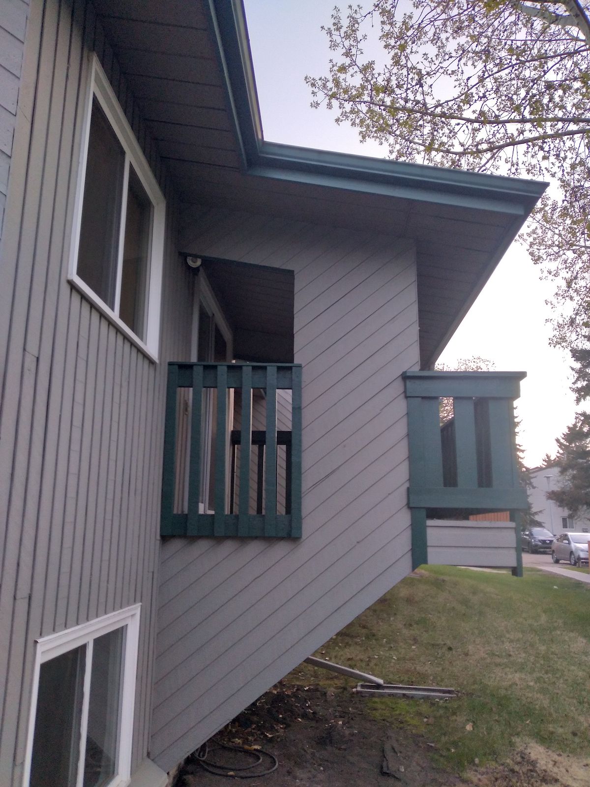Edmonton 2 bedrooms Townhouse for rent. Property photo: 301840-1