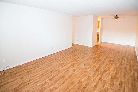 Edmonton 2 bedrooms Apartment for rent. Property photo: 303334-2