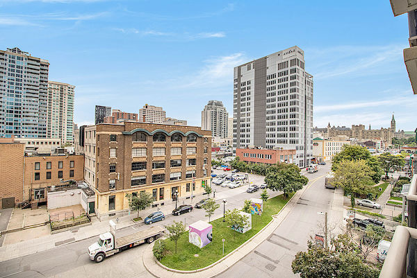 IMG_0776 Ottawa bachelor bedrooms Apartment for rent. Property photo: 303928-2