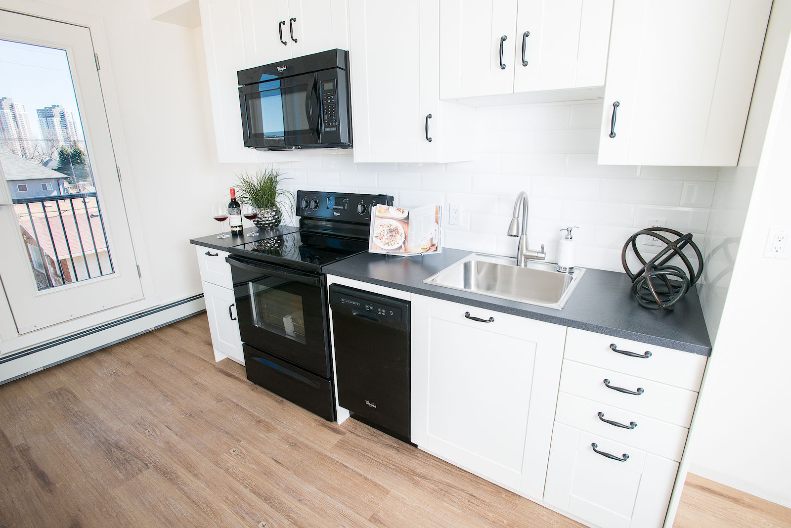 Edmonton 1 bedroom Apartment for rent. Property photo: 304535-1