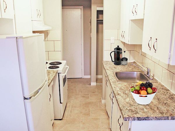 Edmonton 2 bedrooms Apartment for rent. Property photo: 308391-3