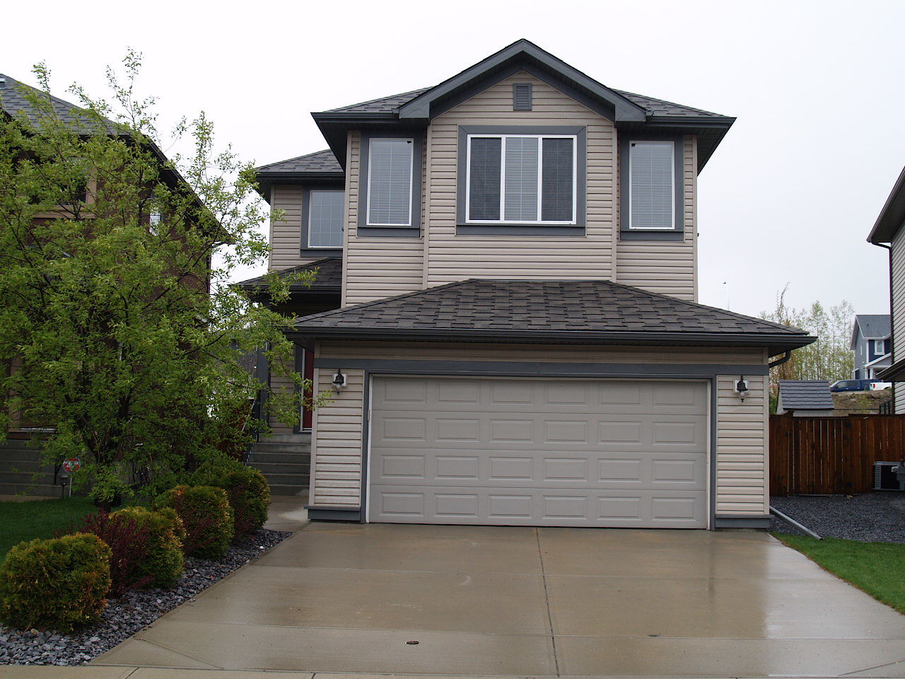 Calgary 3 bedrooms House for rent. Property photo: 308651-1