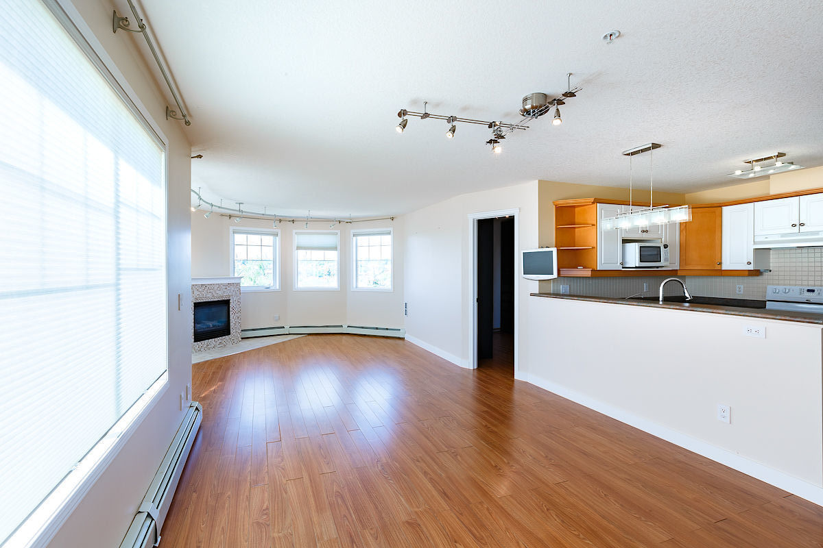 Calgary 3 bedrooms Apartment for rent. Property photo: 310749-1