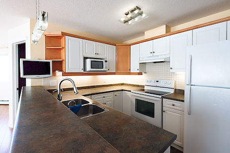 Calgary 3 bedrooms Apartment for rent. Property photo: 310749-2