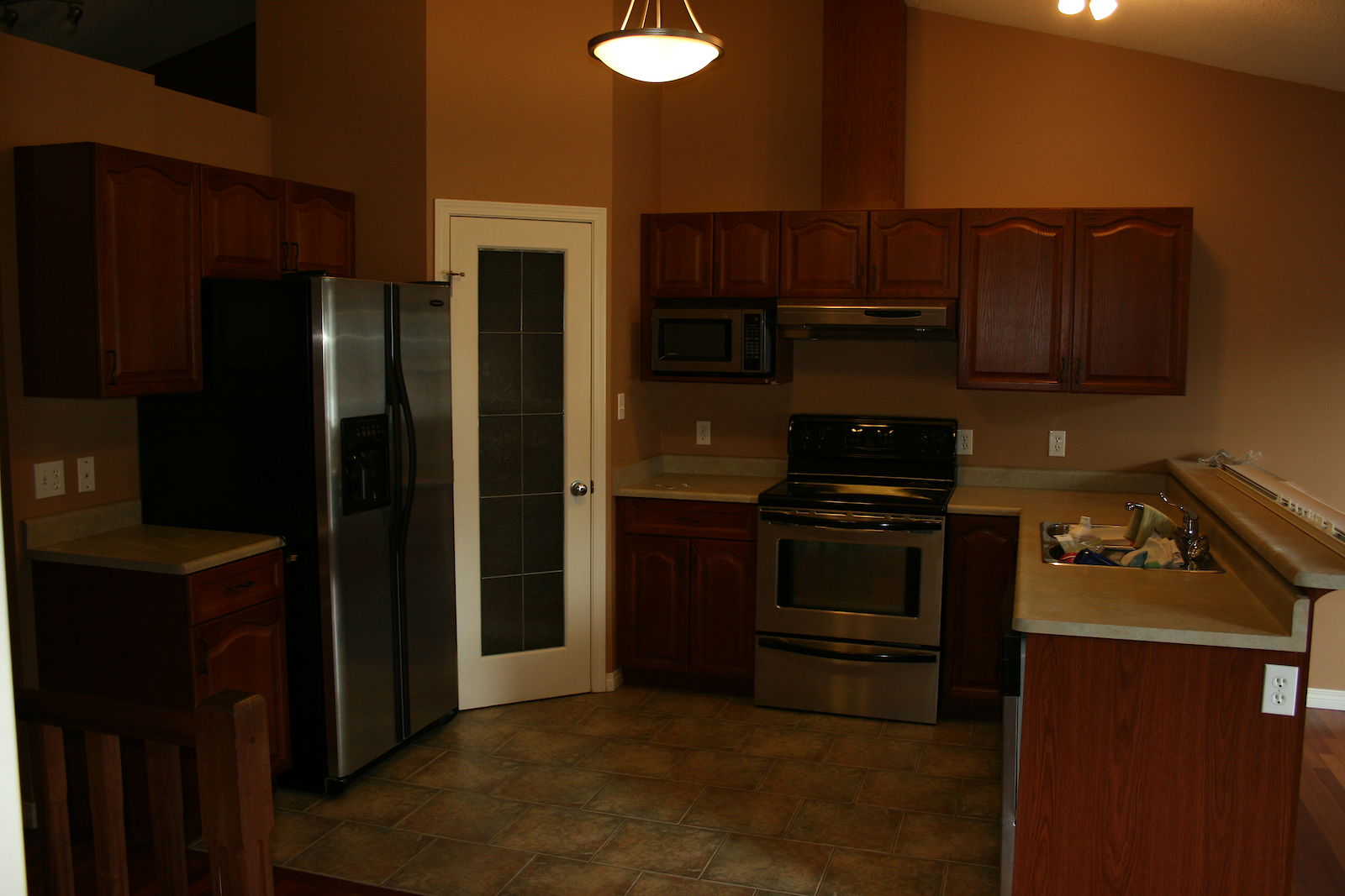 Leduc 2 bedrooms Townhouse for rent. Property photo: 311276-1