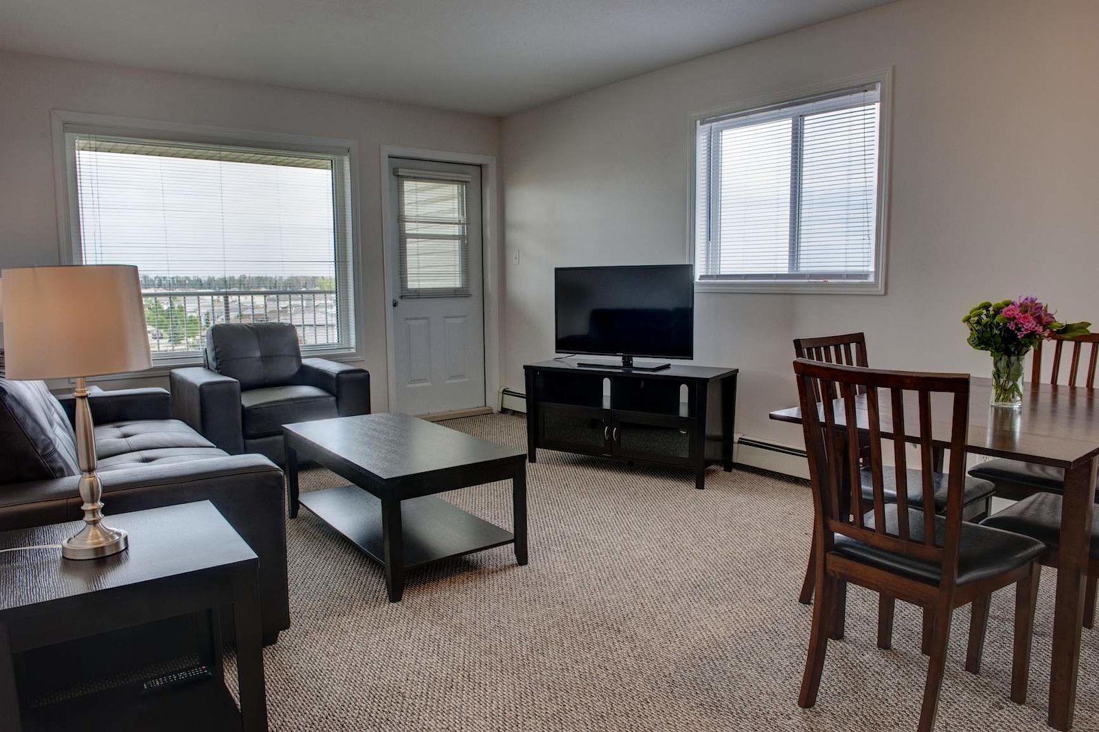 Fort McMurray 2 bedrooms Apartment for rent. Property photo: 311311-1