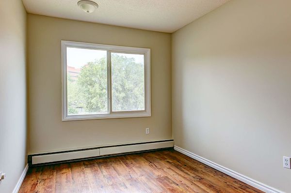 Fort McMurray bachelor bedrooms Apartment for rent. Property photo: 311315-3