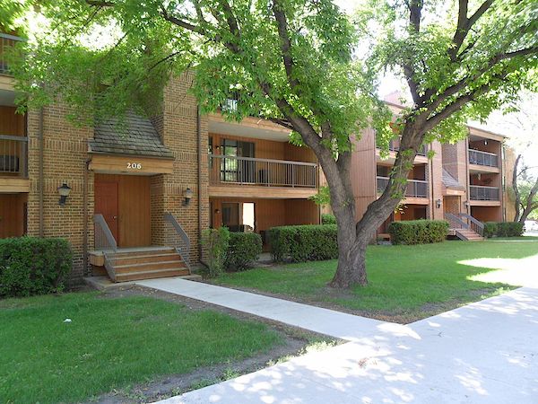 Saskatoon 2 bedrooms Apartment for rent. Property photo: 311320-2