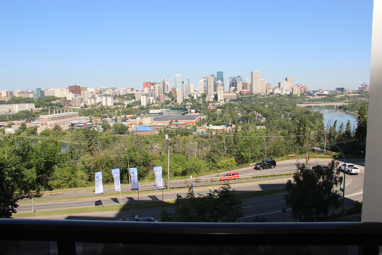 Edmonton 2 bedrooms Condo for rent. Property photo: 312041-1