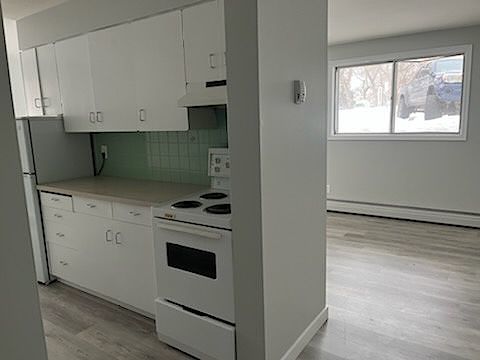 Edmonton 1 bedroom Apartment for rent. Property photo: 312391-2