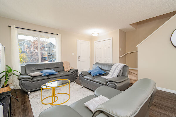 Edmonton 3 bedrooms Duplex for rent. Property photo: 315006-3