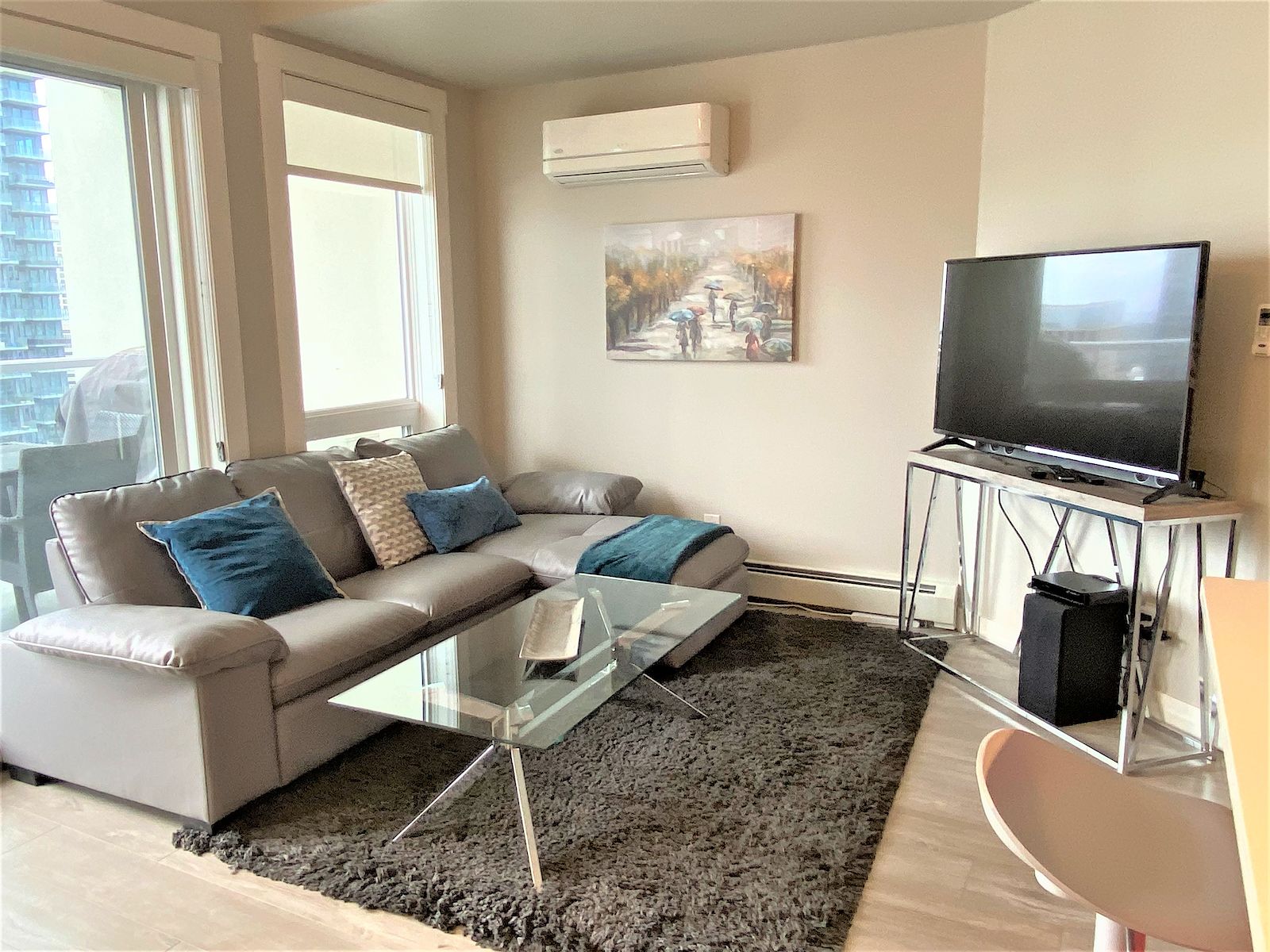 Edmonton 1 bedroom Condo Unit for rent. Property photo: 319522-1