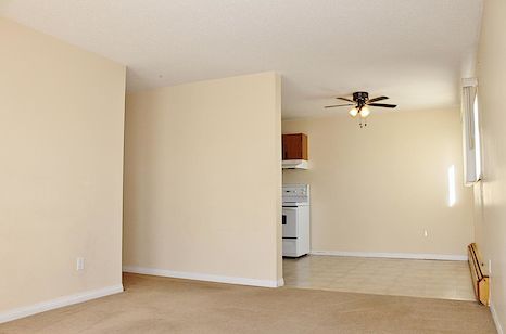 Yellowknife 2 bedrooms Apartment for rent. Property photo: 321097-2