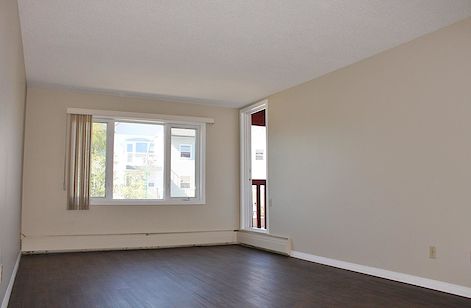 Yellowknife 2 bedrooms Apartment for rent. Property photo: 321098-2