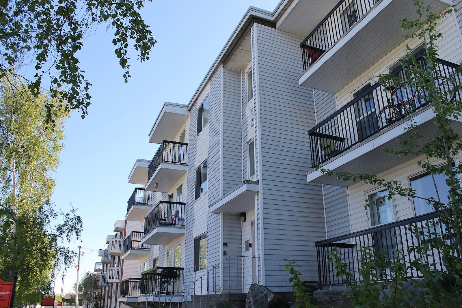 Yellowknife 2 bedrooms Apartment for rent. Property photo: 321109-1