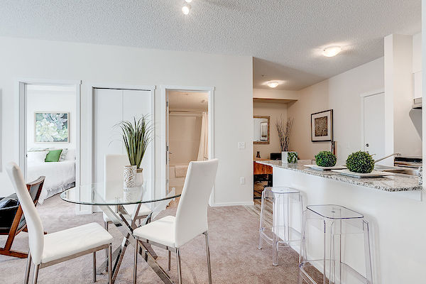 Edmonton 2 bedrooms Apartment for rent. Property photo: 323411-3