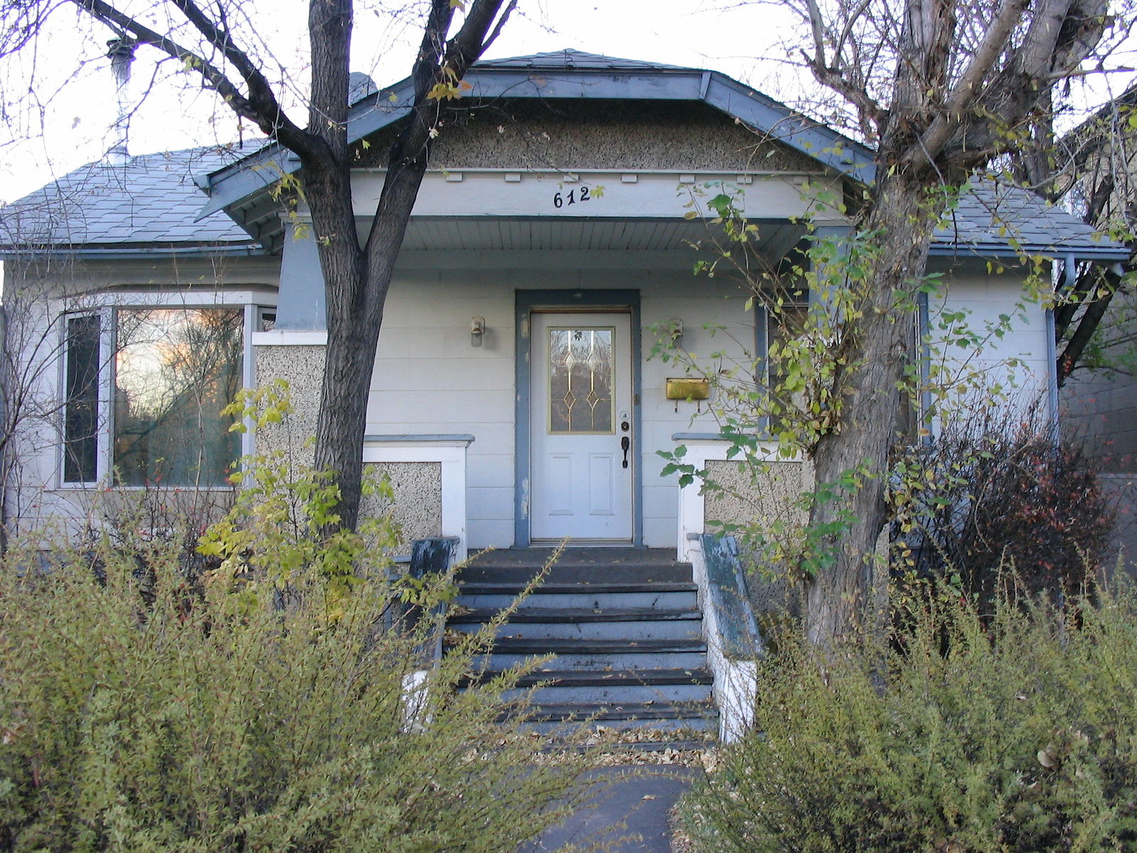Calgary 2 bedrooms Main Floor for rent. Property photo: 323993-1